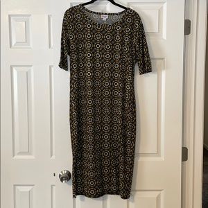 Sheath dress